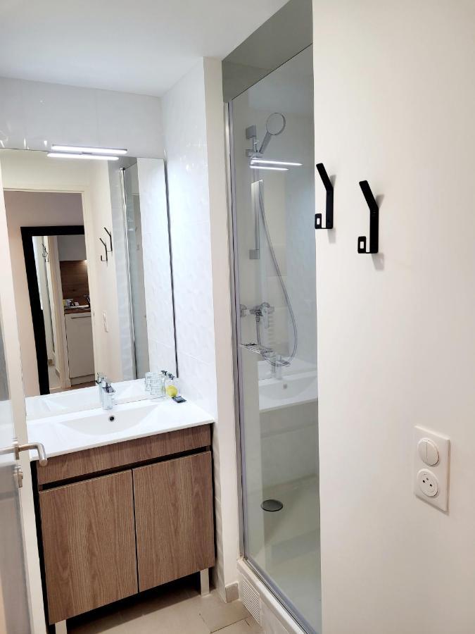 Twenty Business Flats Asnieres-Sur-Seine Aparthotel Екстериор снимка